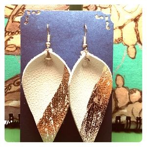 Leather earrings